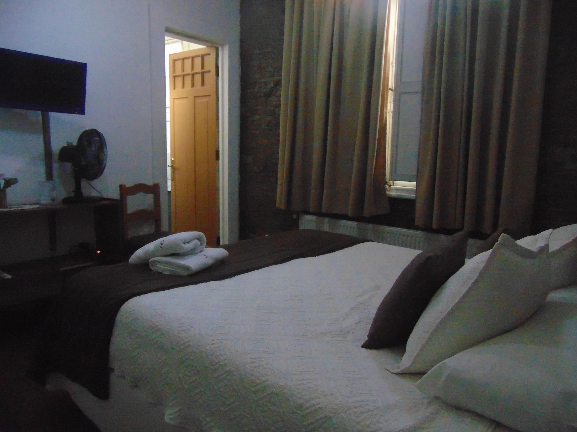 Hotel Casa Lyon ซานติอาโก ภายนอก รูปภาพ