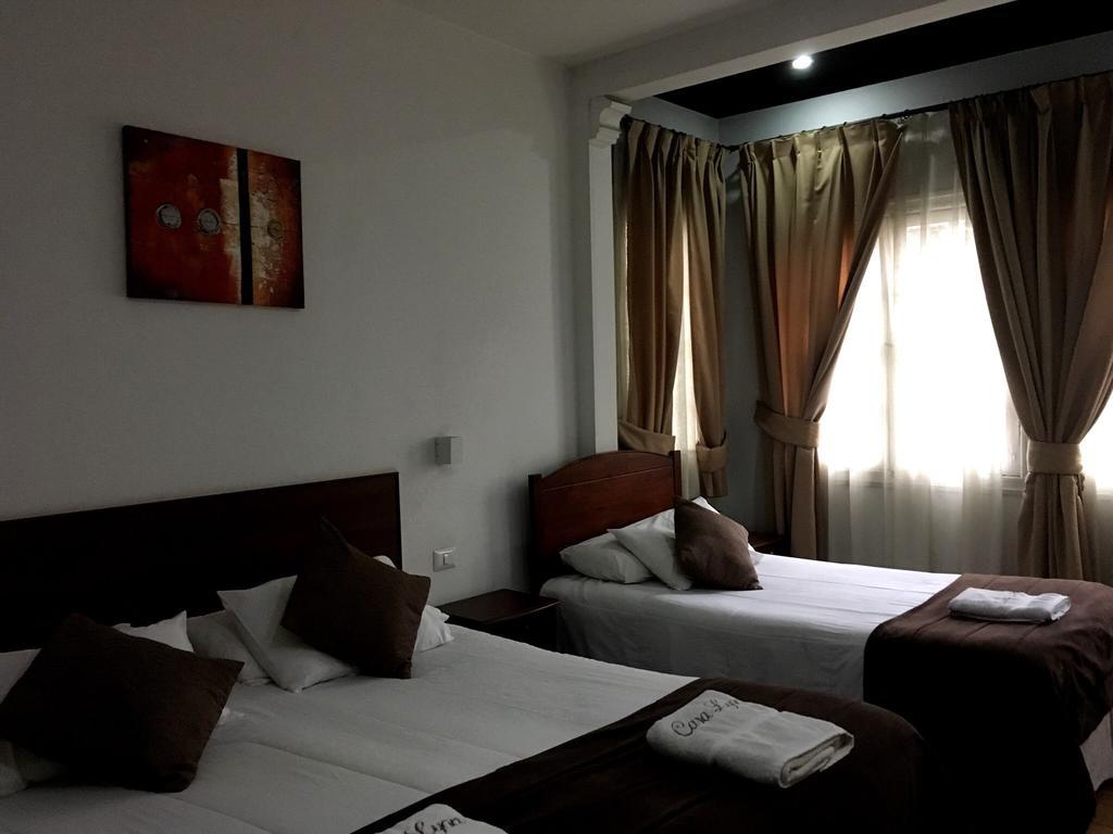 Hotel Casa Lyon ซานติอาโก ภายนอก รูปภาพ
