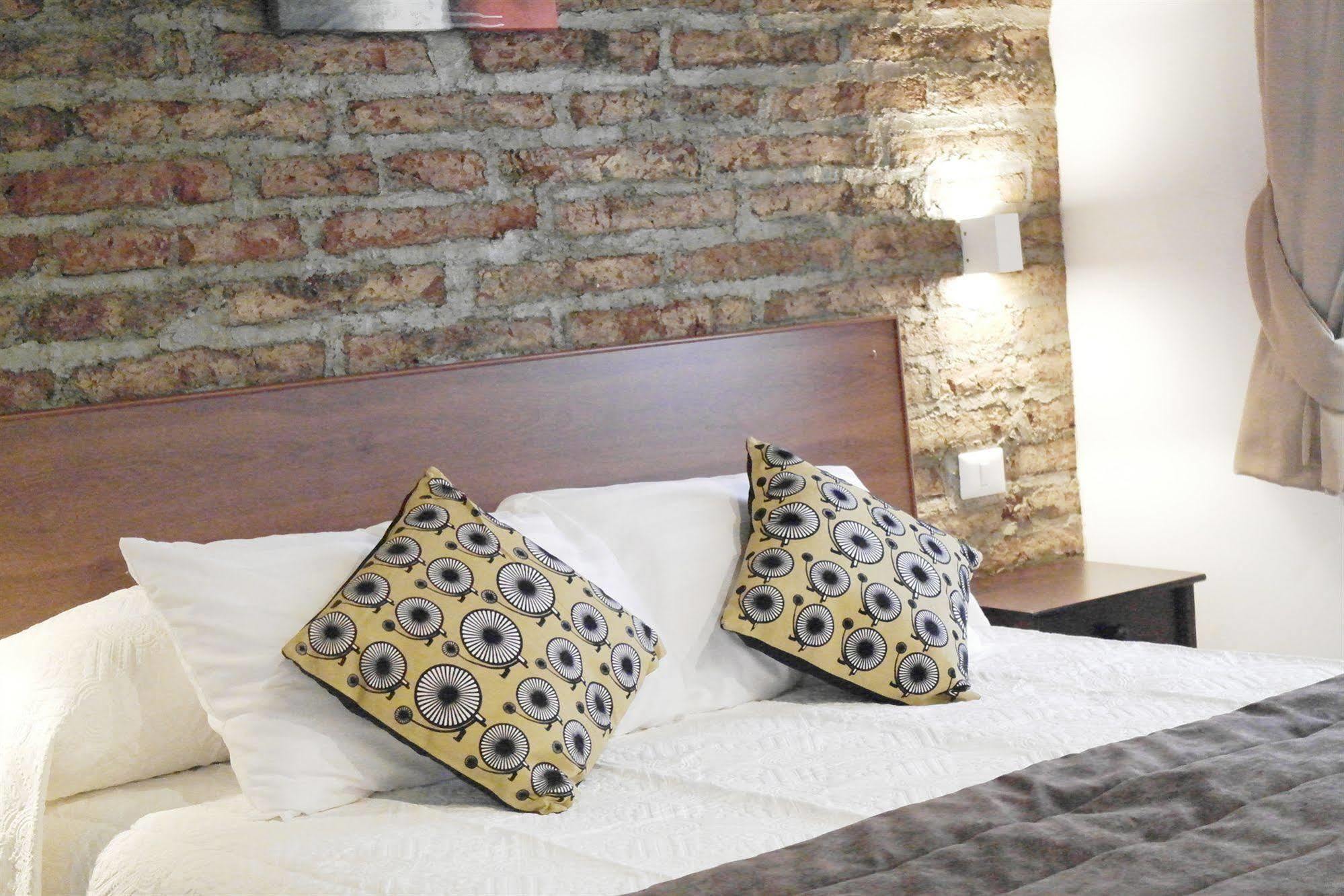 Hotel Casa Lyon ซานติอาโก ภายนอก รูปภาพ